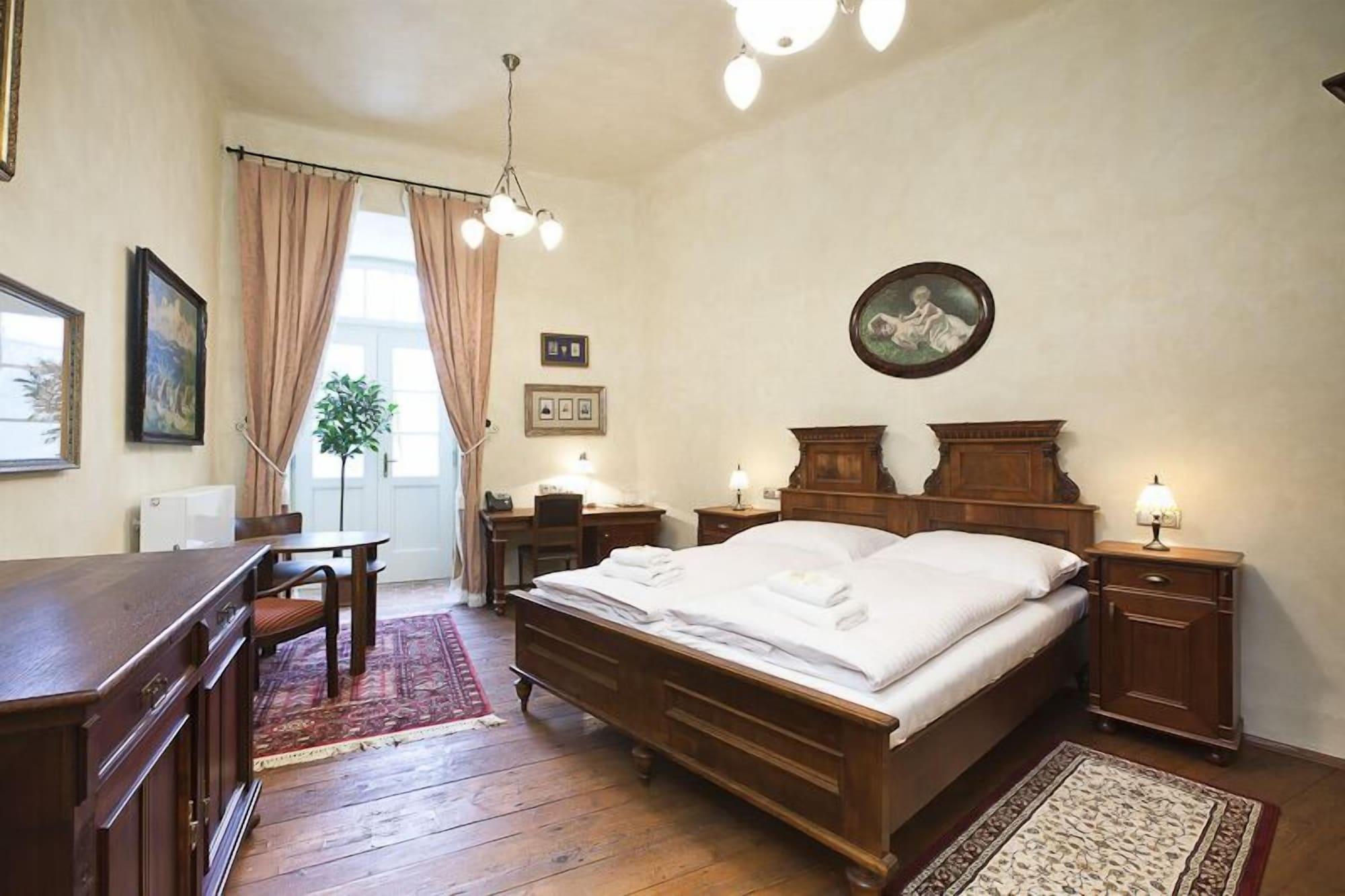 Hotel Latran Český Krumlov المظهر الخارجي الصورة
