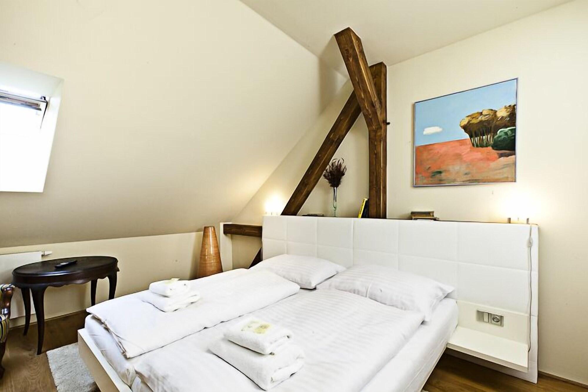 Hotel Latran Český Krumlov المظهر الخارجي الصورة