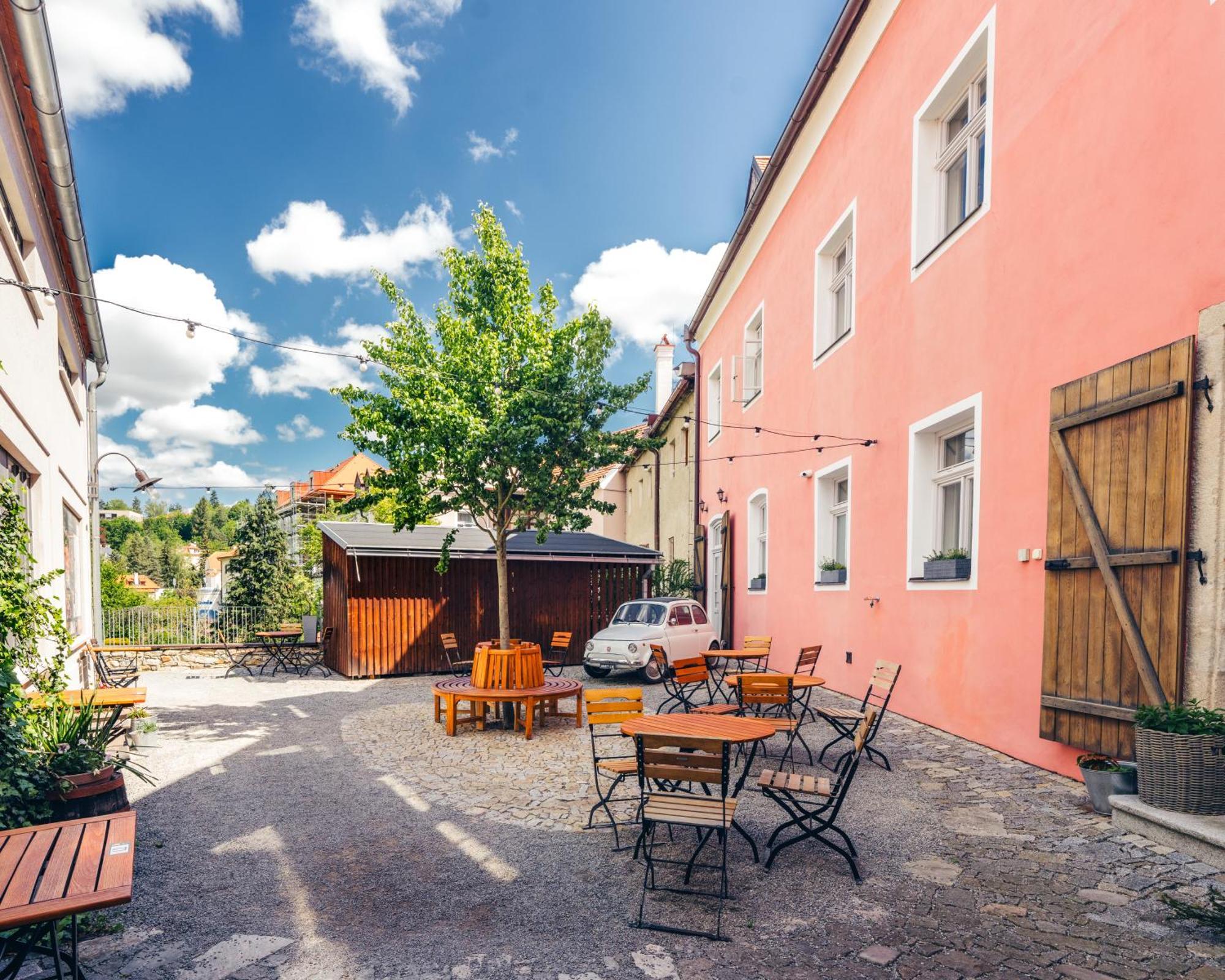 Hotel Latran Český Krumlov المظهر الخارجي الصورة