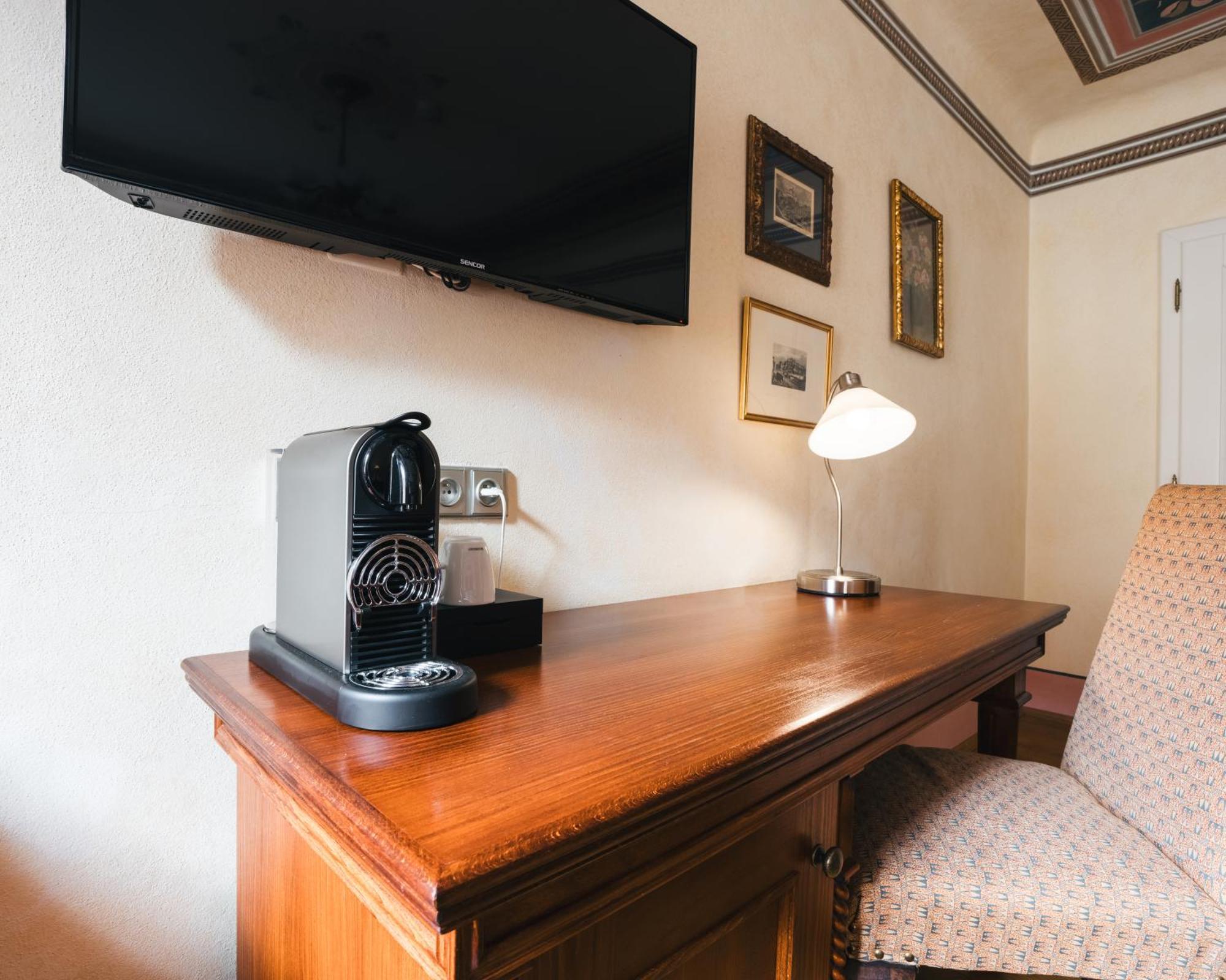 Hotel Latran Český Krumlov المظهر الخارجي الصورة