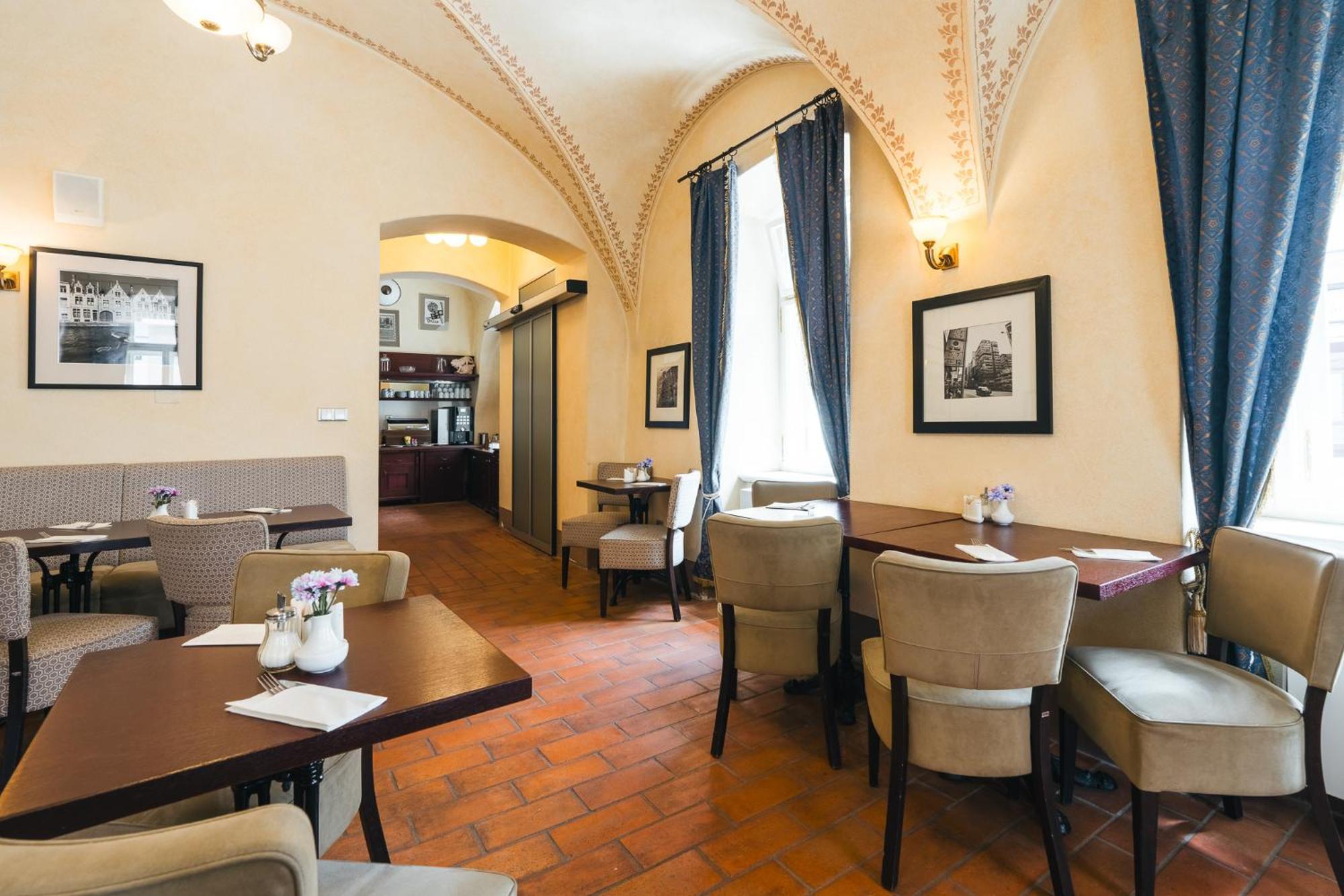 Hotel Latran Český Krumlov المظهر الخارجي الصورة
