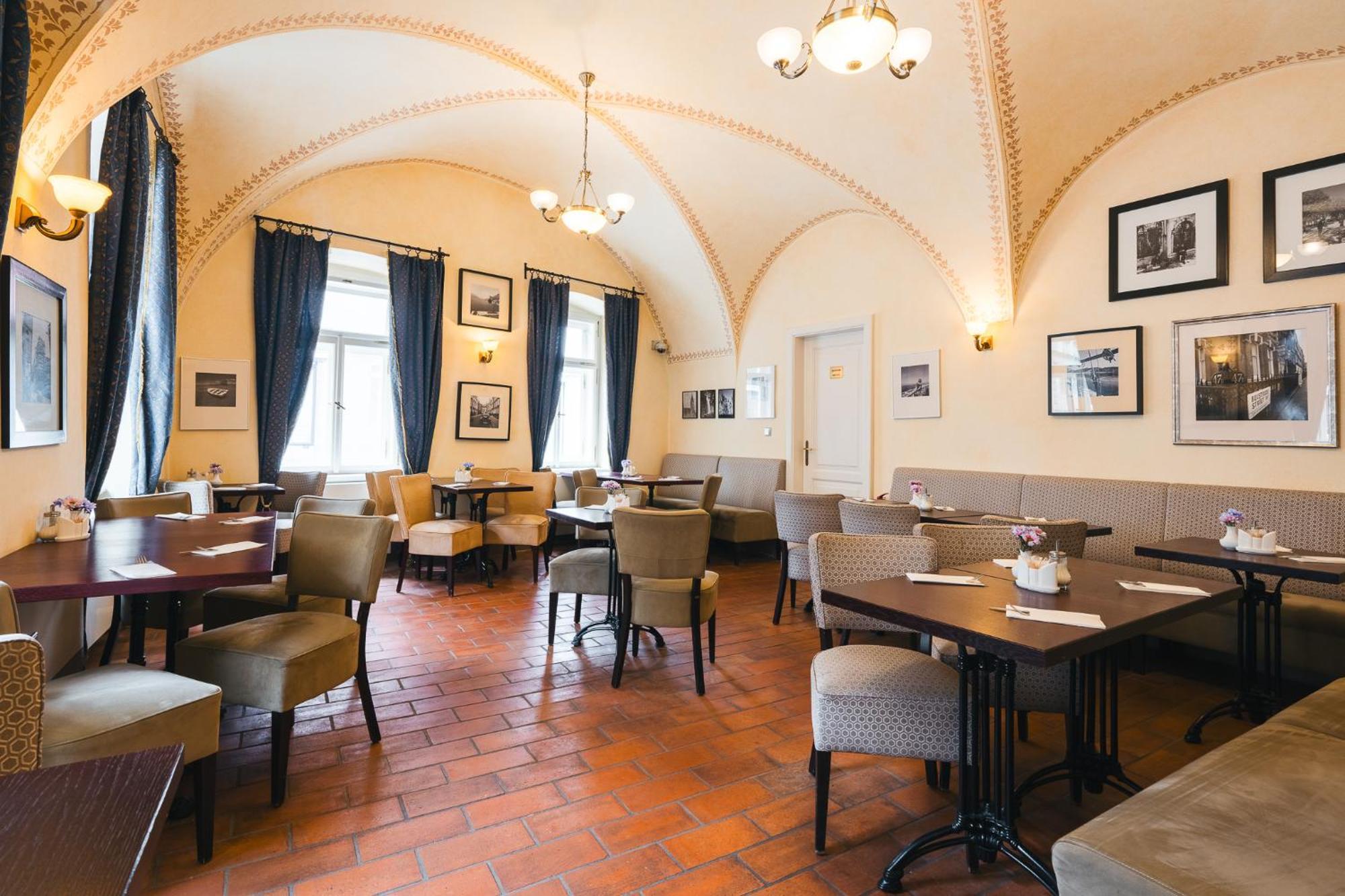 Hotel Latran Český Krumlov المظهر الخارجي الصورة